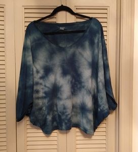 Free @ANA 💙Tie-dye BatWing Top 💙Size M